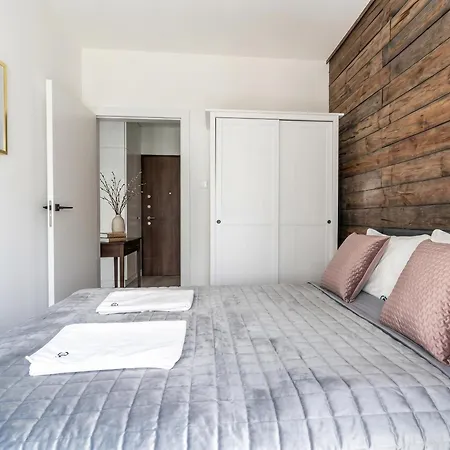 Urban - Mennica - Great Location&306